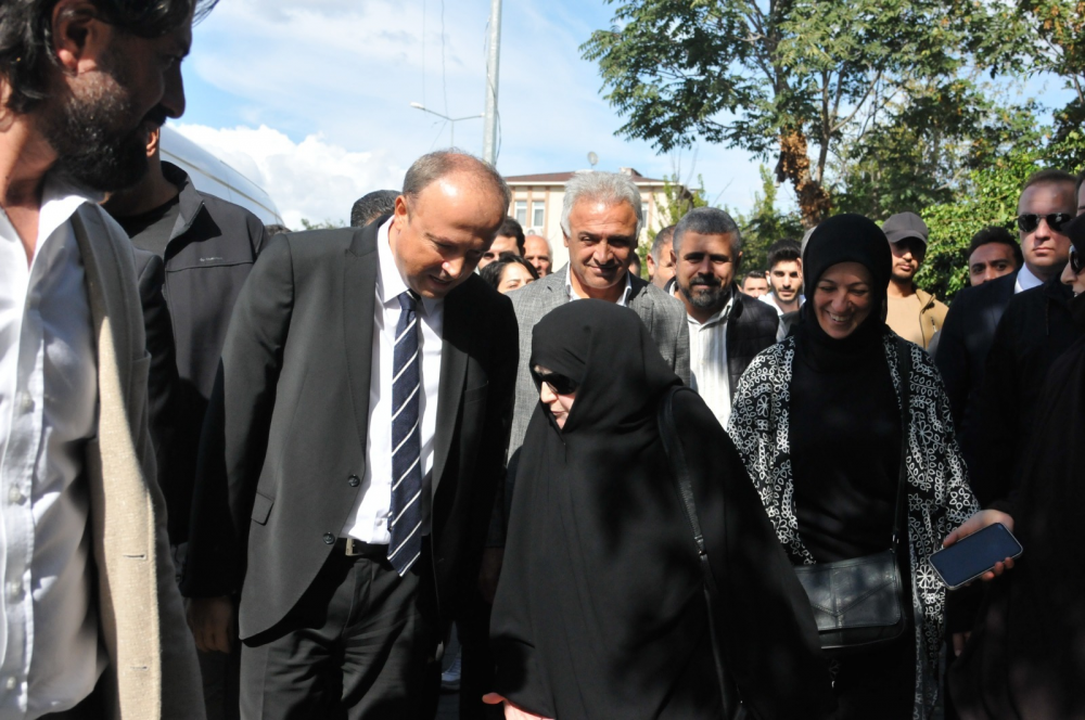 İmamoğlu'nun 'cami yapımını' engellediği iddia edilmişti: Belediye başkanından açıklama - Resim : 2