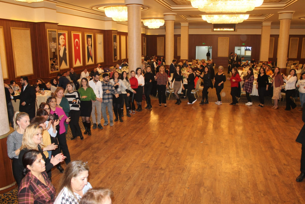 CHP Esenyurt İlçe Örgütü, '2023' hedefi için bir araya geldi: 13. Cumhurbaşkanı'mız Kılıçdaroğlu - Resim : 1