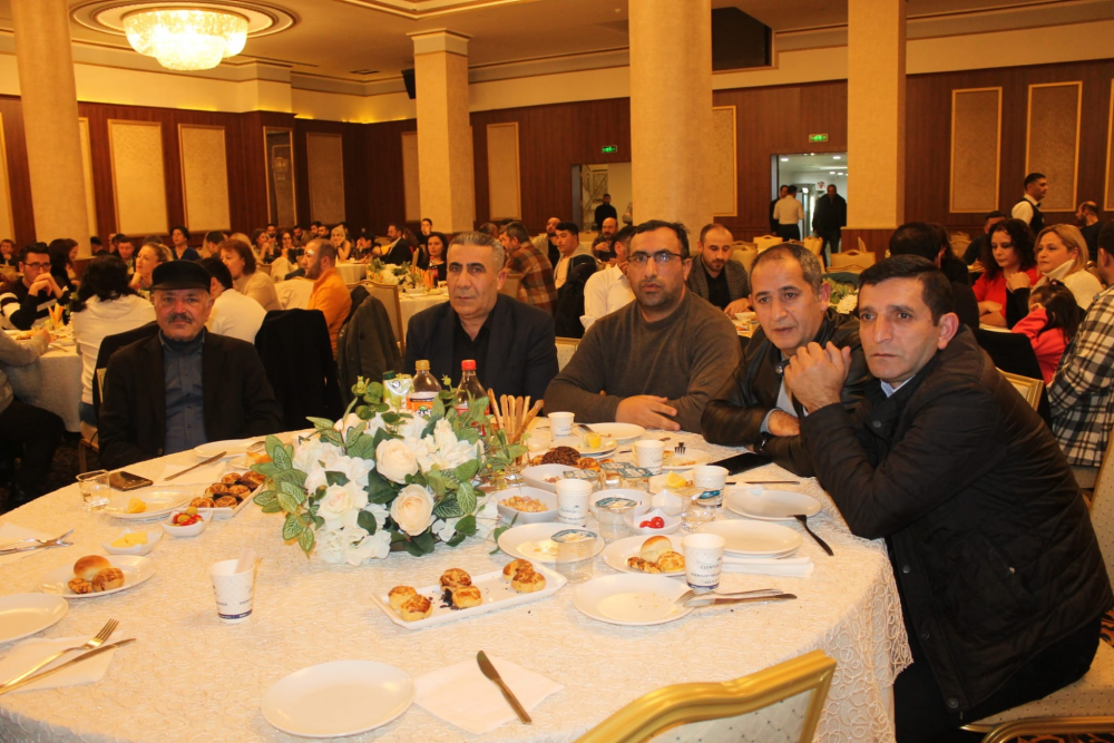 CHP Esenyurt İlçe Örgütü, '2023' hedefi için bir araya geldi: 13. Cumhurbaşkanı'mız Kılıçdaroğlu - Resim : 4