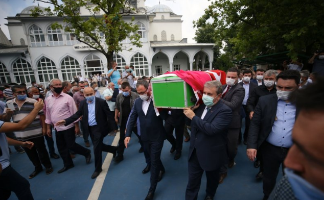 Sakarya'da hayatını kaybeden iki işçi toprağa verildi - Resim : 1