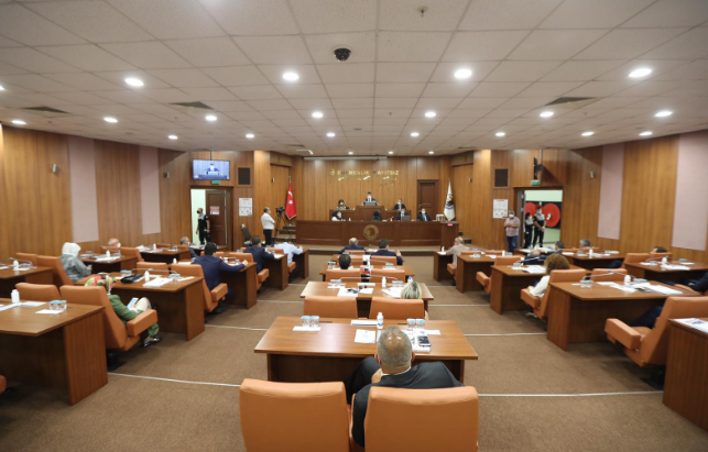 Kartal Belediyesi'nde pandemi sonrası ilk meclis toplantısı yapıldı - Resim : 1