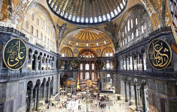 Ayasofya'daki freskler kapatıldı - Resim : 3