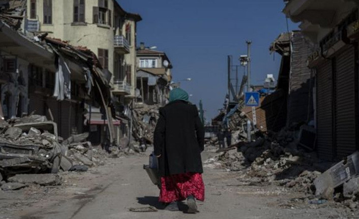 Depremzede kadınlar: İhtiyaçlarımız karşılanmıyor, güvende hissetmiyoruz - Resim : 2