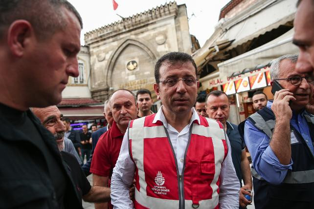 İmamoğlu selin vurduğu Eminönü'nde... - Resim : 1