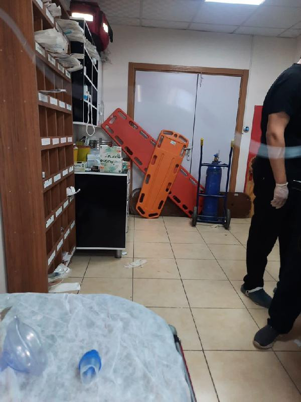 Diyarbakır'da sağlık çalışanlarına korkunç saldırı - Resim : 1