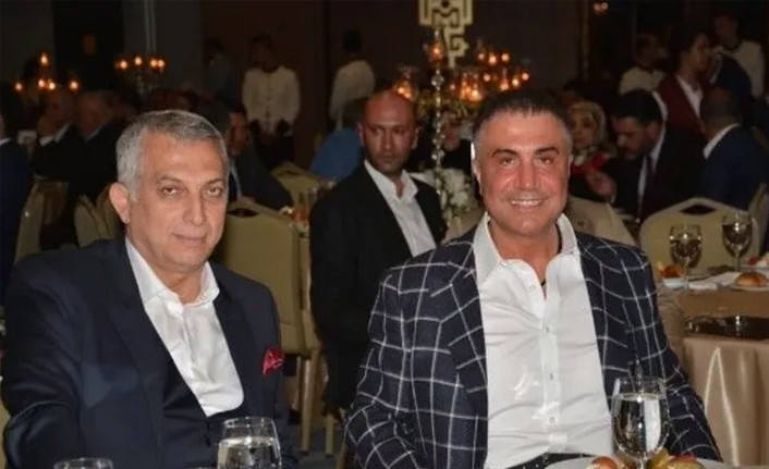 Sedat Peker'den 10 bin dolar alan siyasetçi üst düzey AKP'li isim mi? - Resim : 1