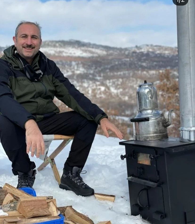 Bakanlıktan istifa eden Gül’den ilk fotoğraf - Resim : 2