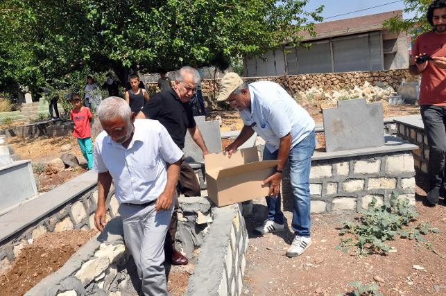 42 yıl sonra vasiyeti üzerine mezarı taşındı - Resim : 1