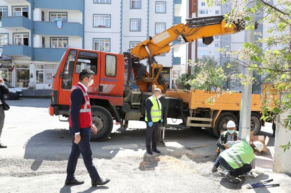Kartal Belediyesi'nde yoğun mesai... Tüm sorunlar çözüme kavuşuyor - Resim : 3