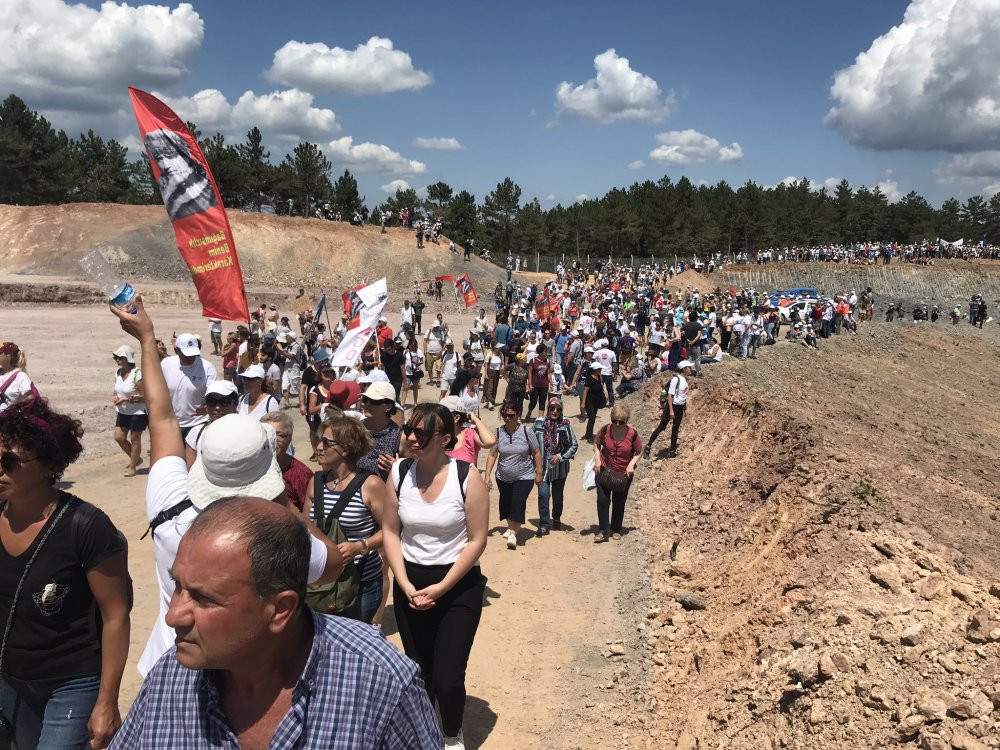 Kaz Dağları'ndaki Alamos şirketinin kazı alanına girince şok oldular - Resim : 3