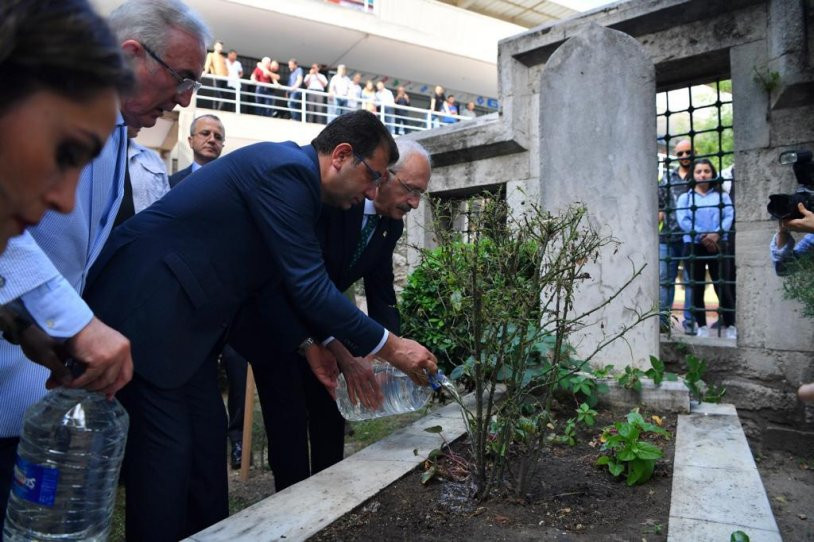 Kılıçdaroğlu İstanbul'un ilk belediye başkanı Hızır Çelebi'nin torunu çıktı - Resim : 8