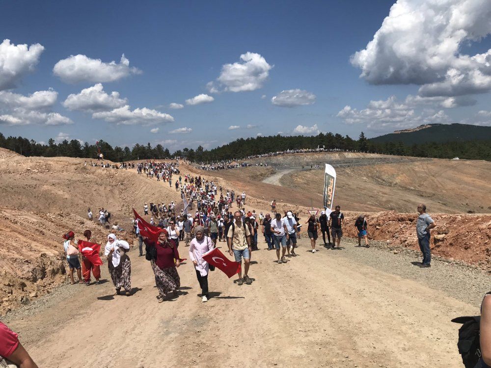 Kaz Dağları'ndaki Alamos şirketinin kazı alanına girince şok oldular - Resim : 4