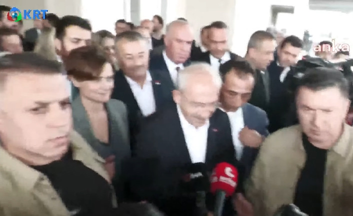 ABD'den yurda dönen CHP lideri Kılıçdaroğlu'na havalimanında karşılama - Resim : 1