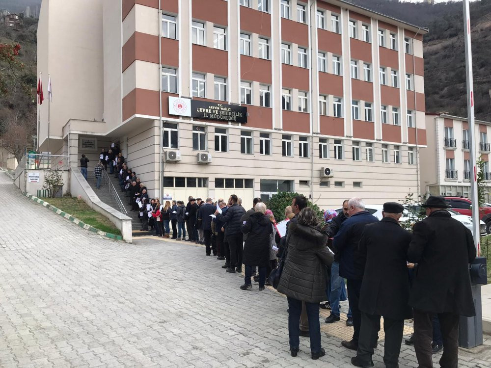 Kanal İstanbul'a itiraz kuyruğu kilometrelerce uzadı, çek çek bitmedi... - Resim : 1