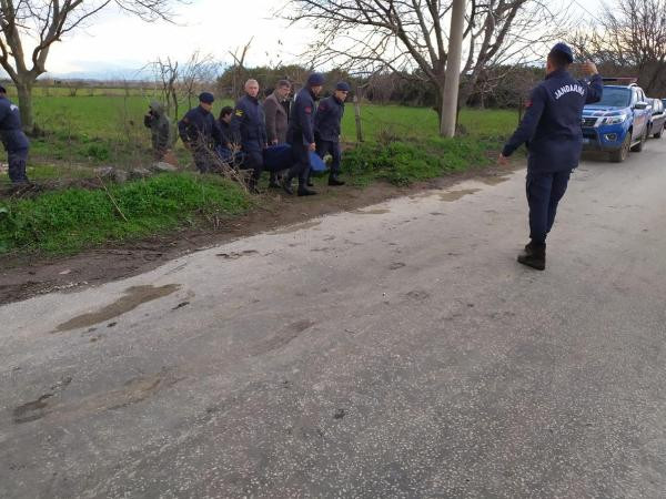 Bir çocuk annesi ilkokul öğretmeni intihar etti - Resim : 1