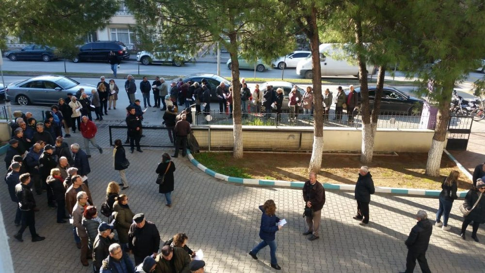 Kanal İstanbul'a itiraz kuyruğu kilometrelerce uzadı, çek çek bitmedi... - Resim : 2