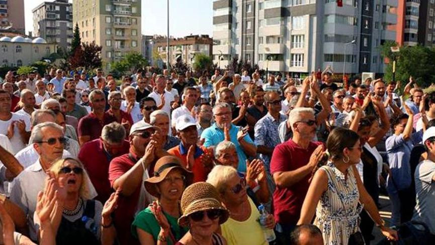 Araçları haczedilen belediye başkanına halk sahip çıktı - Resim : 3