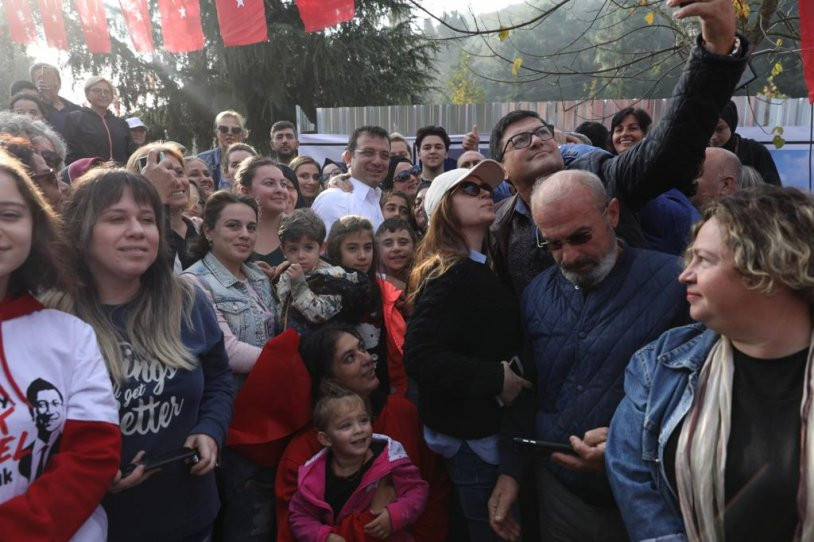 İmamoğlu'ndan 'teleferik nöbeti'ne destek - Resim : 3