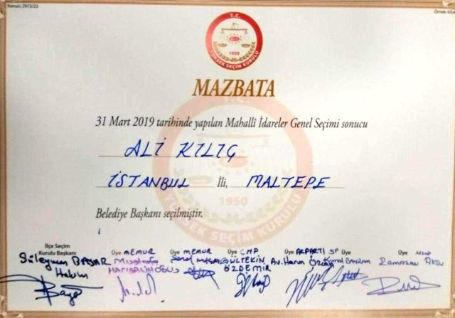 Maltepe'de Ali Kılıç'a mazbatası teslim edildi - Resim : 1