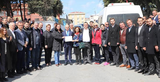 CHP'li Akg&uuml;n, 6. kez mazbatasını aldı - Resim : 2