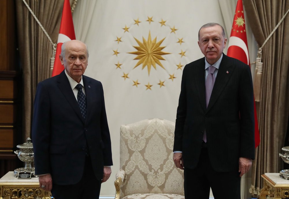 Erdoğan'dan Bahçeli'ye 50+1 resti - Resim : 1