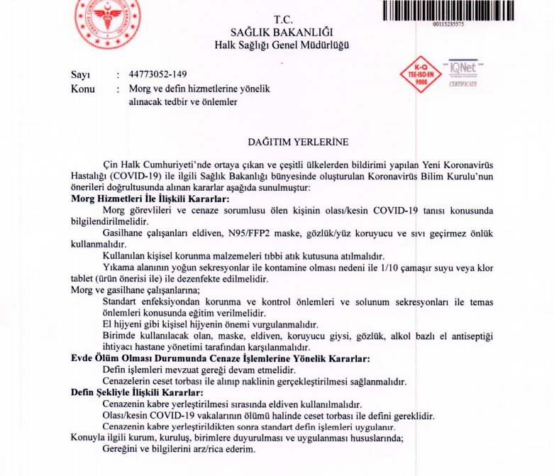 Koronavirüs salgınından hayatını kaybeden kadın böyle defnedilmişti - Resim : 1