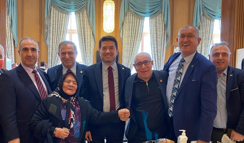 İlyas Salman'dan Meclis'te vekillere ziyaret - Resim : 2