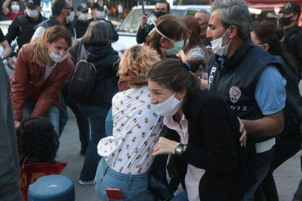 Soma anmasına polis müdahalesi... - Resim : 3