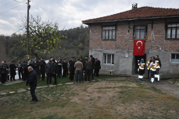 Şehit babası acı haberi ayakkabı boyarken öğrendi - Resim : 3