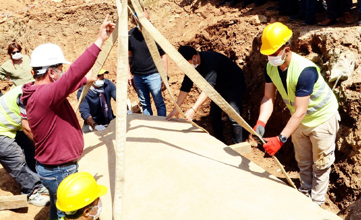 Bodrum’da bulunan 2 bin 400 yıllık lahitin kapağı ilk kez açıldı - Resim : 1