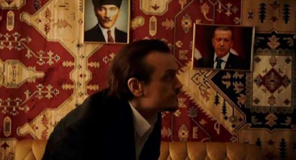 Netflix dizisinde tepki çeken Atatürk ve Erdoğan detayı - Resim : 1