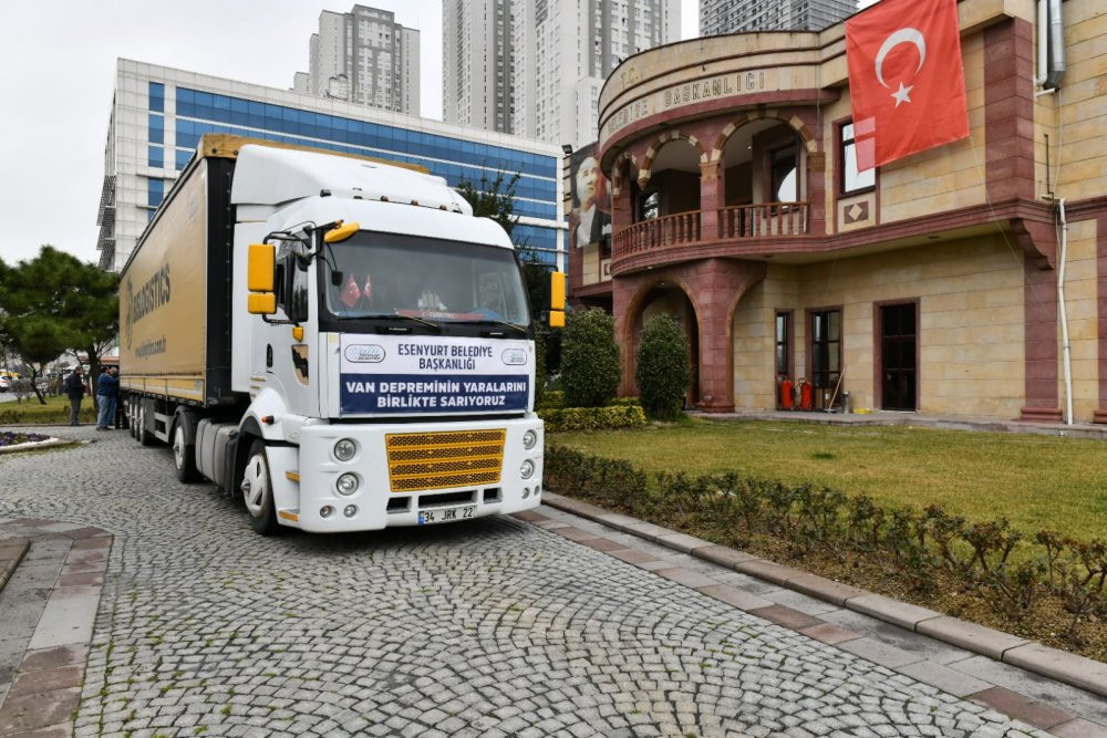 Esenyurt'tan Van'a yardım eli - Resim : 1