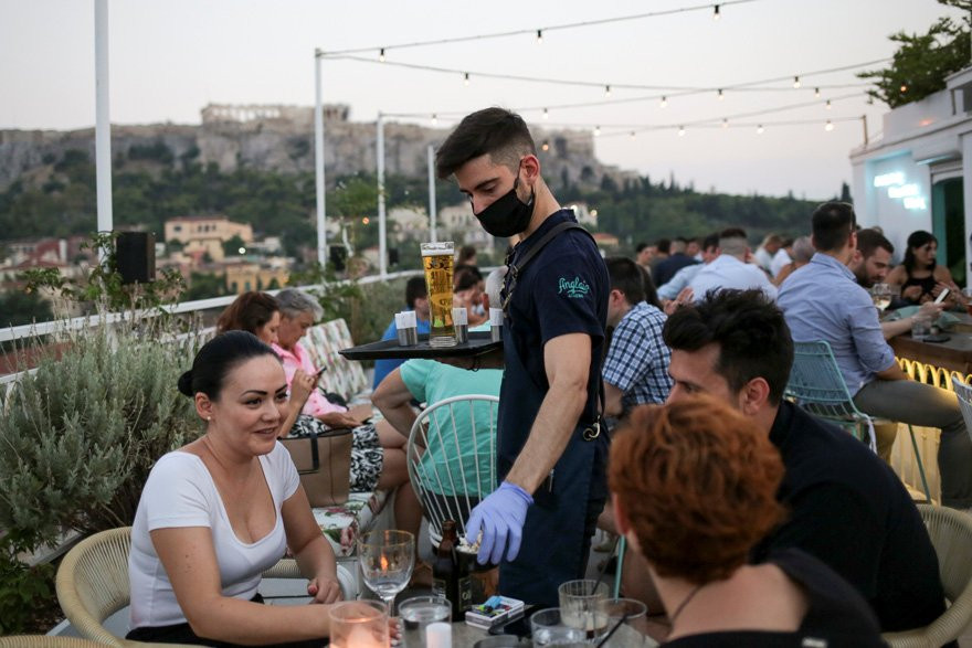 Avrupa’da panik büyüyor: Koronavirüste ikinci dalga başladı - Resim : 2