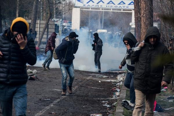 Türkiye'den Avrupa'ya gitmek isteyen mülteciler son birkaç günde neler yaşadı? - Resim : 3