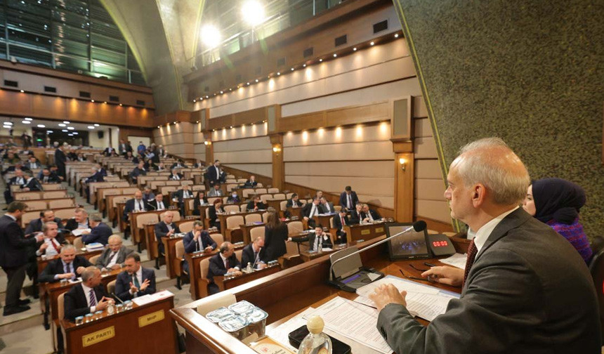 AKP ve MHP'den İBB'ye engel - Resim : 1