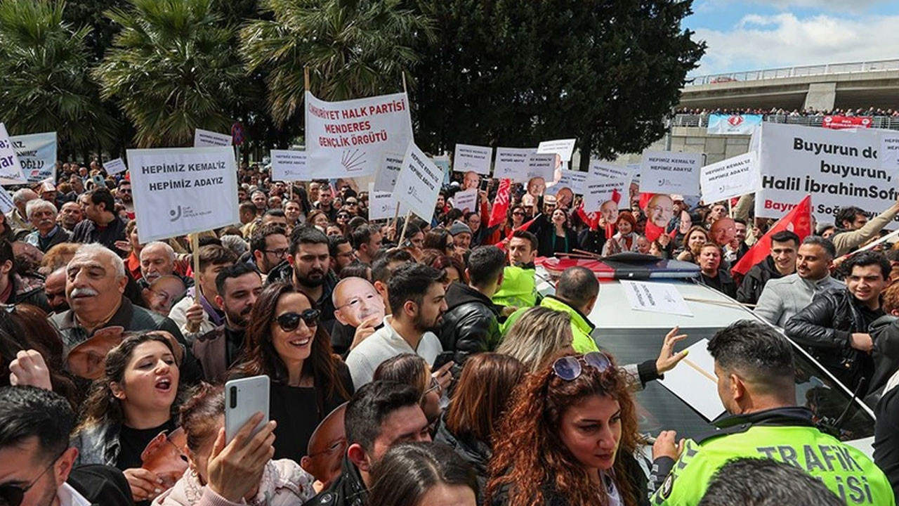 İzmir'e giden Kılıçdaroğlu'na yoğun ilgi - Resim : 3