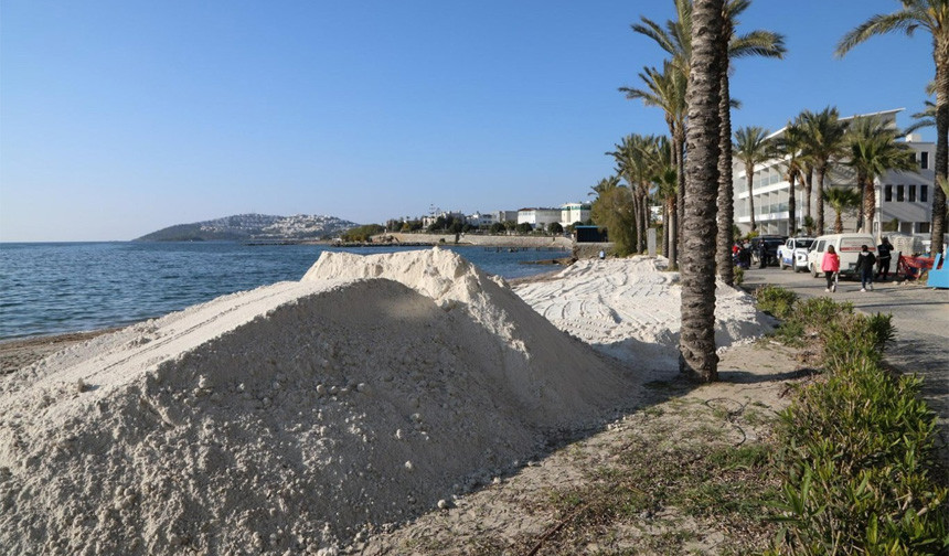 Bodrum'da sahile beyaz kum döken otelin çalışması durduruldu - Resim : 1