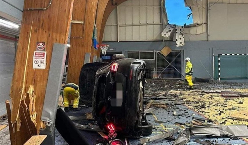 Sofian Kıyıne'den akılalmaz kaza: Metrelerce uçtu, spor salonuna düştü