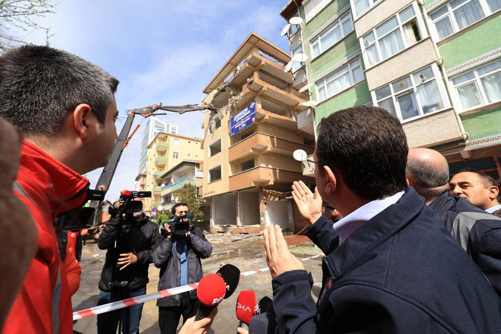 Erdoğan'a yanıt veren İmamoğlu, Üsküdar'ı örnek gösterdi: Bunu yapanı cezalandırsın - Resim : 1