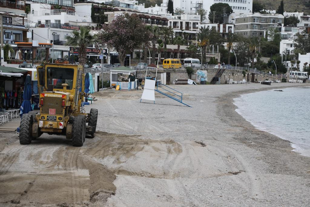 Belediye halk plajlarında son hazırlıklar - Resim : 2