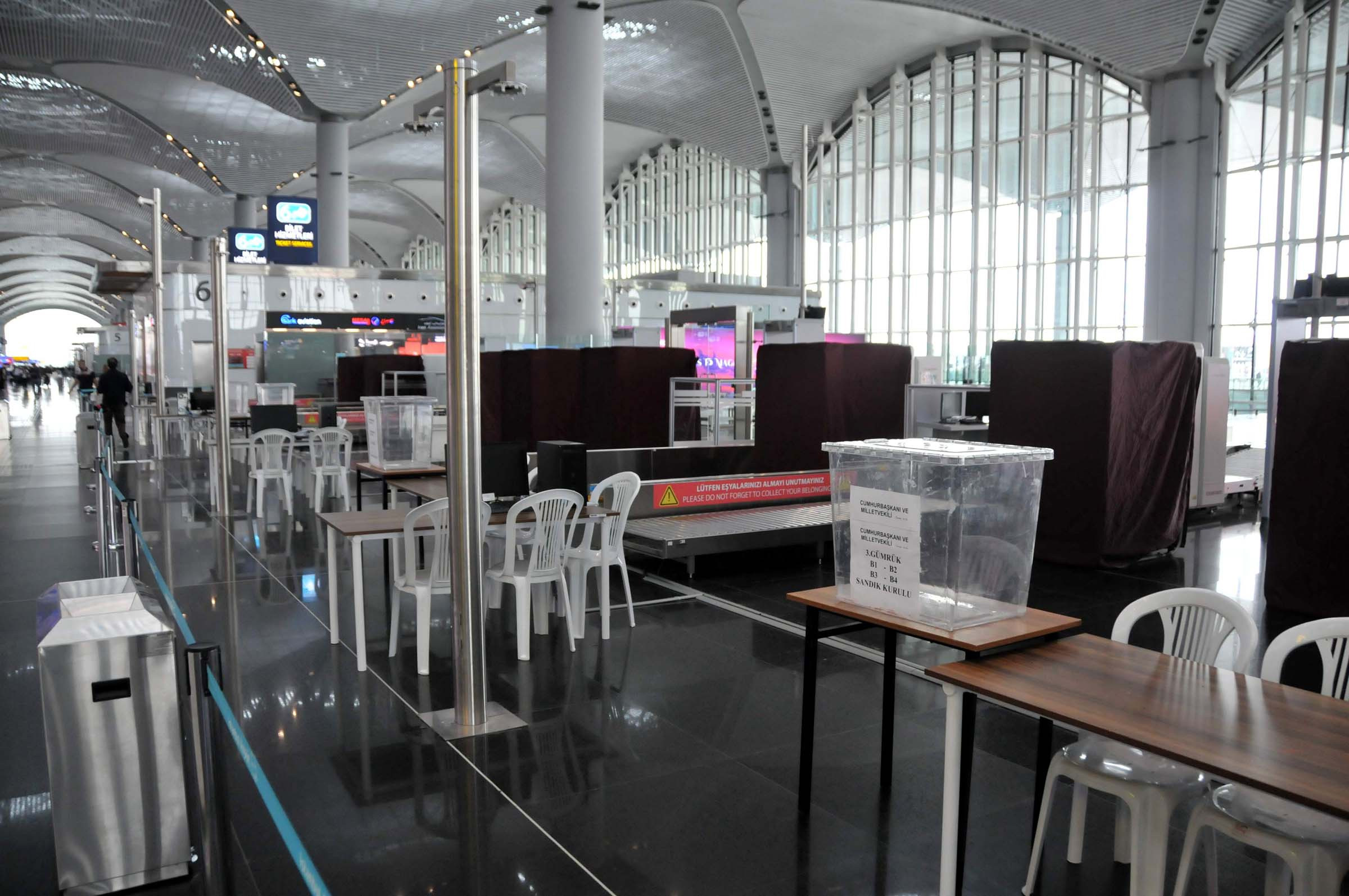 İstanbul Havalimanı'nda 2. tur için sandıklar hazır - Resim : 1