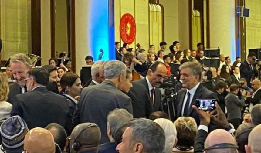 Törende Abdullah Gül sürprizi - Resim : 1