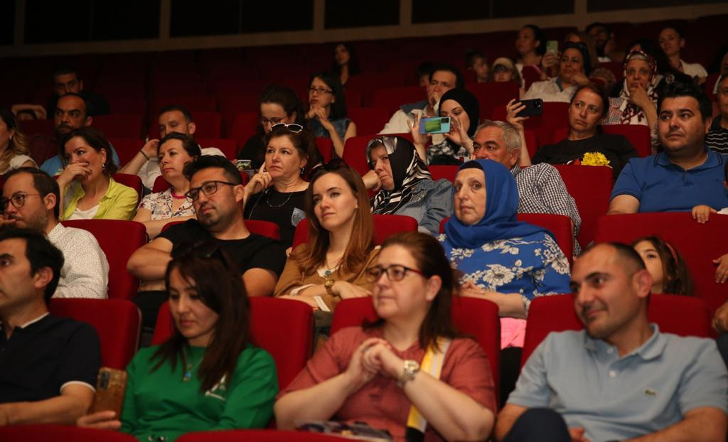 Nilüfer'de kursiyer öğrenciler yeteneklerini sergiledi  - Resim : 2