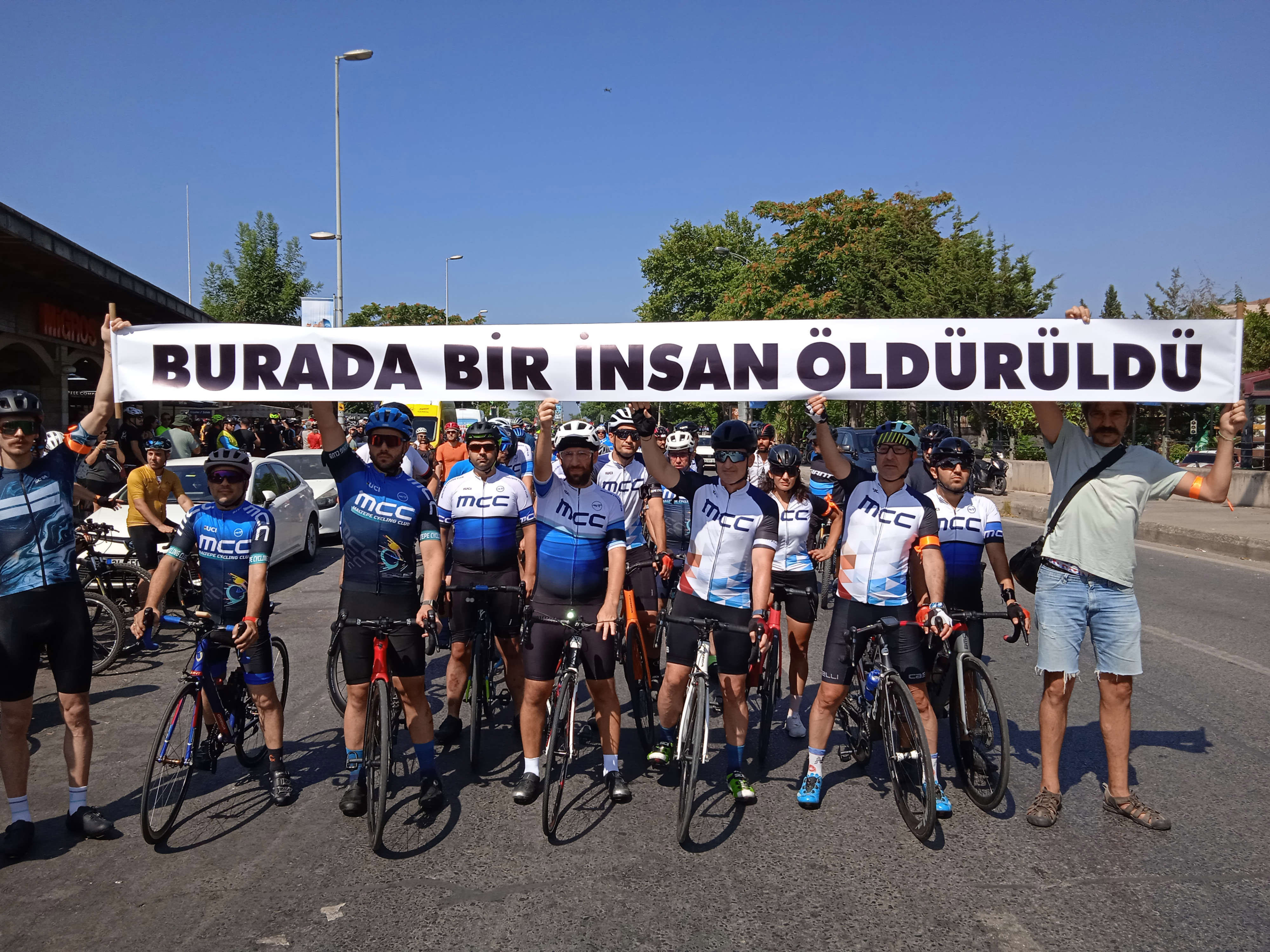 Bostancı'da yüzlerce bisikletli Doğanay Güzelgün için pedal çevirdi - Resim : 1