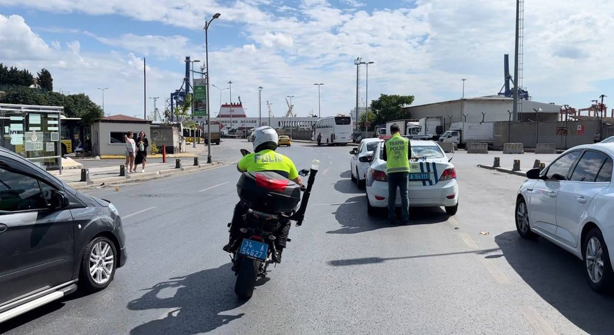 Üsküdar'da denetime takılan taksici üst üste iki ceza yedi - Resim : 1