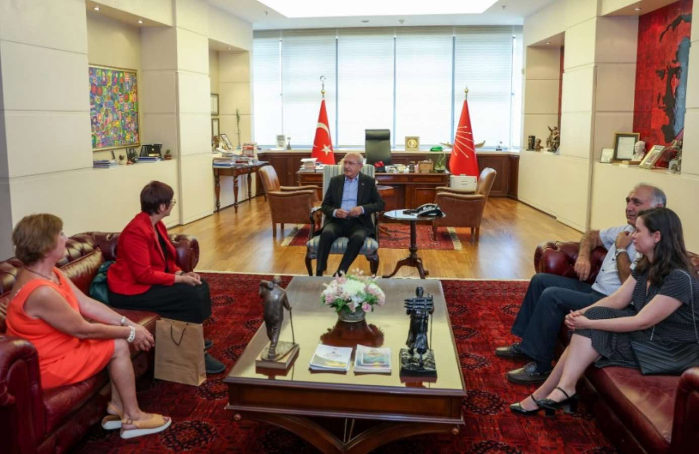 Kemal Kılıçdaroğlu, Mimarlar Odası Ankara Şube yöneticileri ile bir araya geldi - Resim : 1