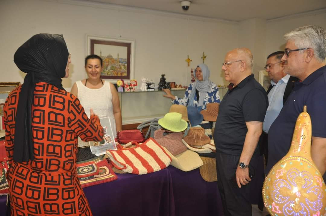 Kartal Belediyesi, Kartallı kadınların el emeği sergisine ev sahipliği yaptı - Resim : 2