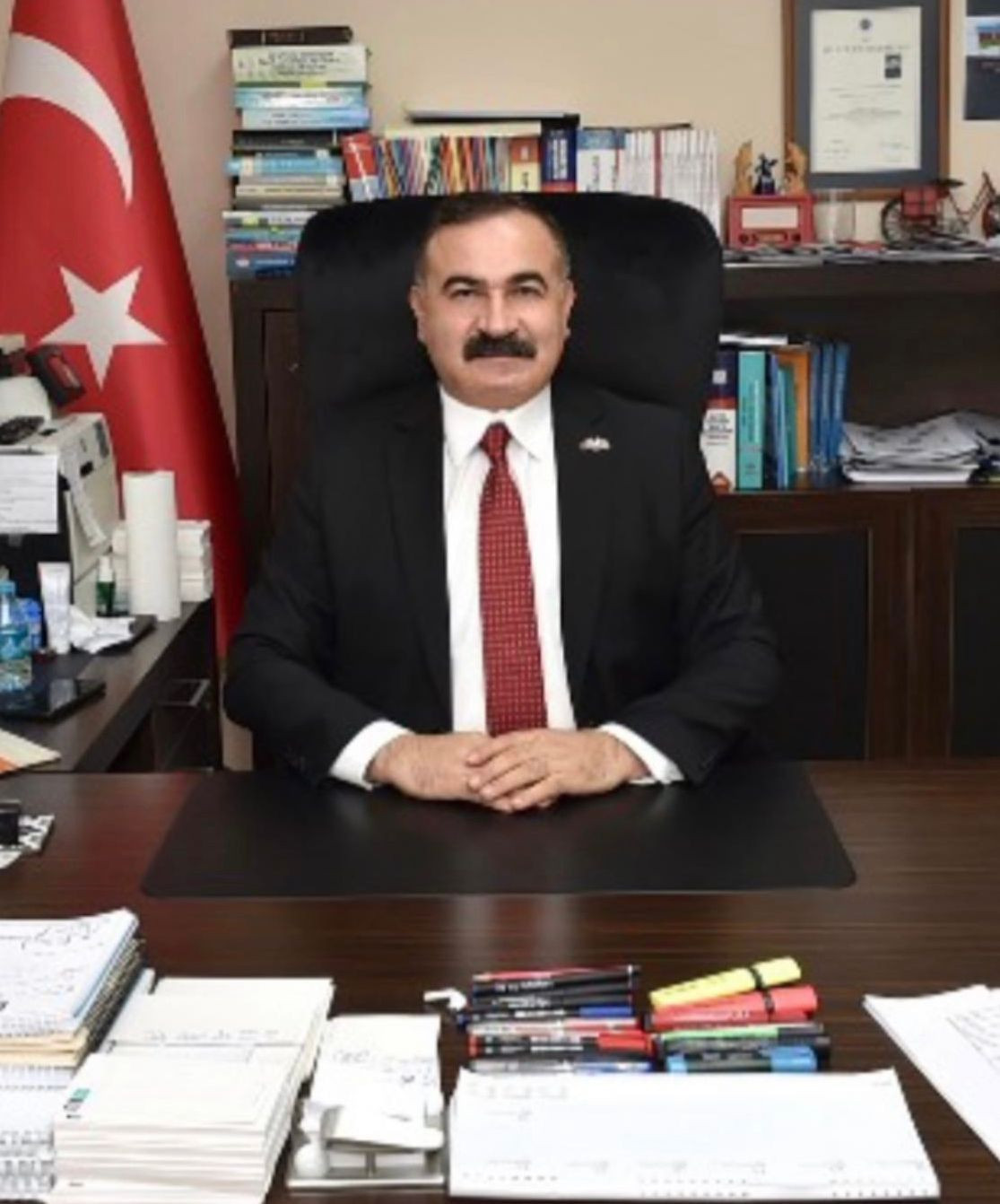 Beşiktaş Belediye Başkanı Rıza Akpolat acı haberi duyurdu - Resim : 1