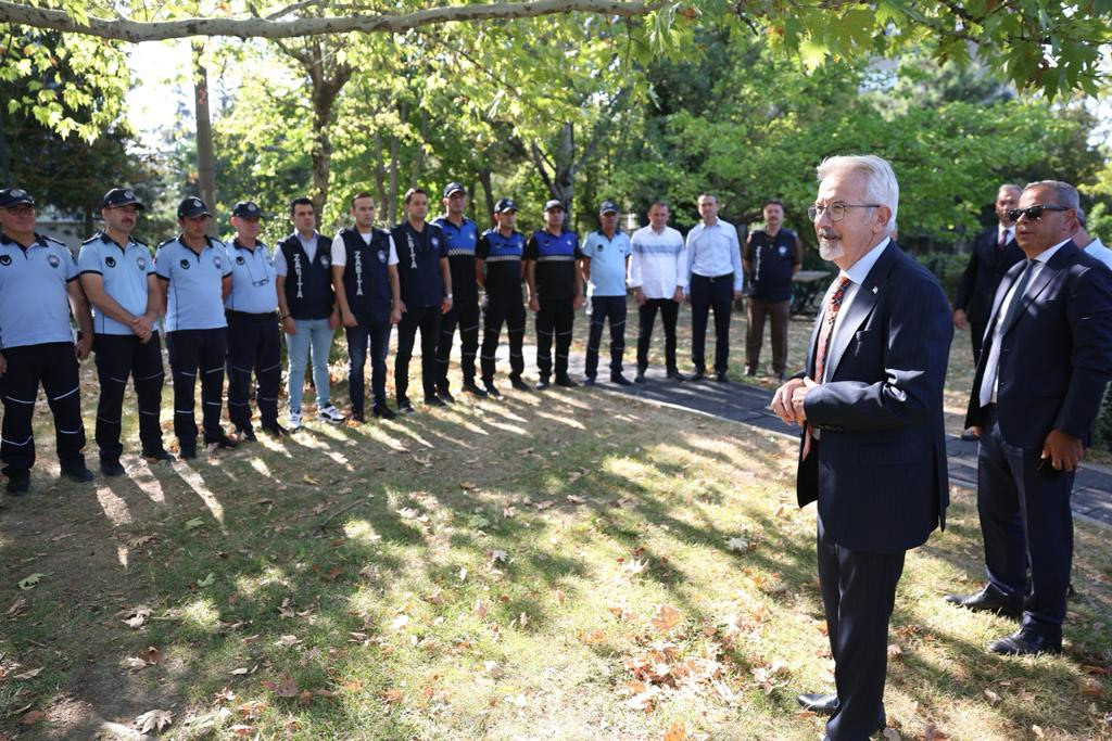 Zabıta teşkilatı 197 yaşında: Nilüfer Belediye Başkanı Erdem, müdürlük çalışanlarını hizmetlerinden dolayı kutladı - Resim : 1