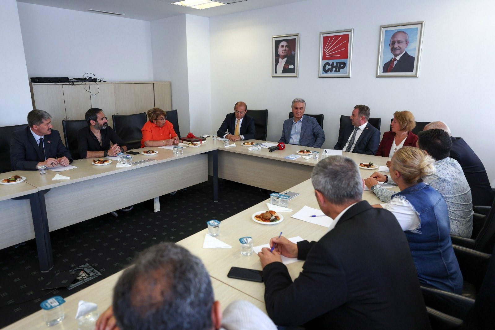 CHP Genel Başkan Yardımcısı Bülent Kuşoğlu'na Yozgat Demokrat Dernekler Federasyonu'ndan ziyaret - Resim : 3